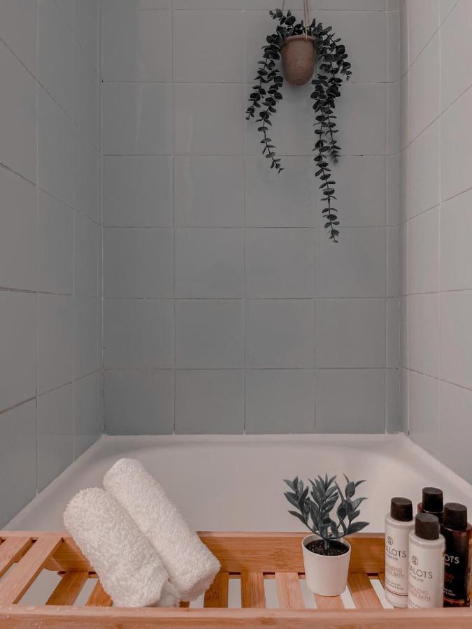 Boho Chic 2Br Apartment In The Center Of Atene Esterno foto
