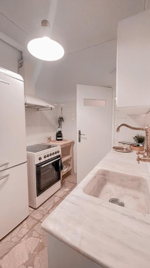 Boho Chic 2Br Apartment In The Center Of Atene Esterno foto