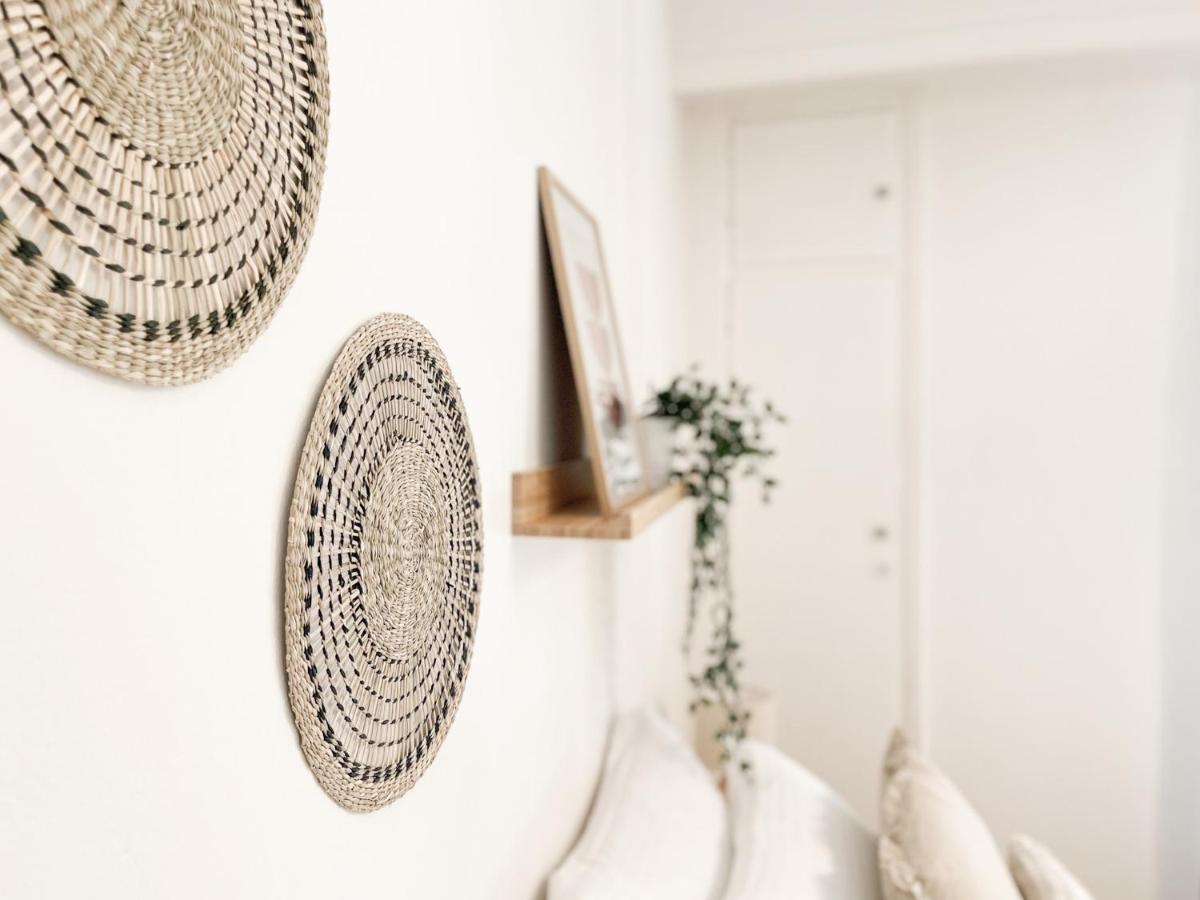 Boho Chic 2Br Apartment In The Center Of Atene Esterno foto
